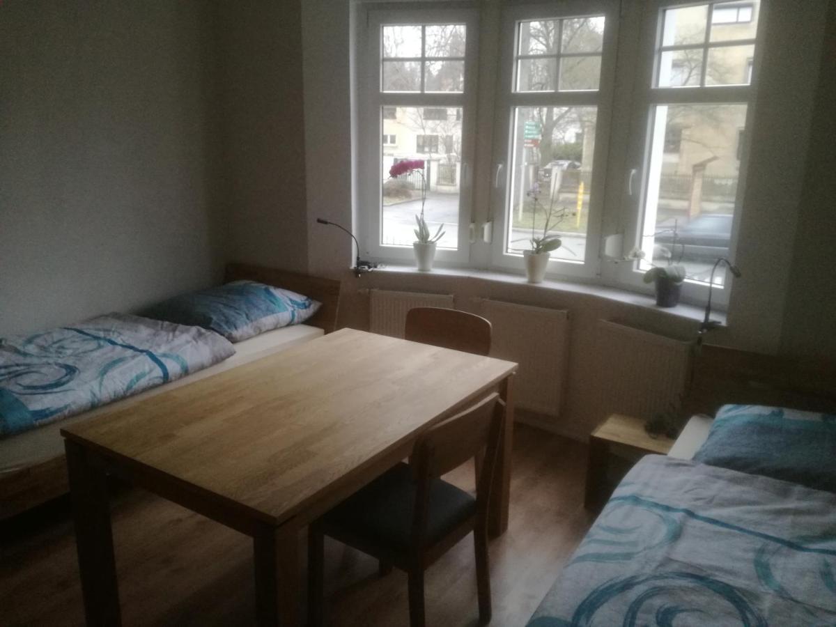 Auestrasse 94A Hotel Glauchau Eksteriør billede